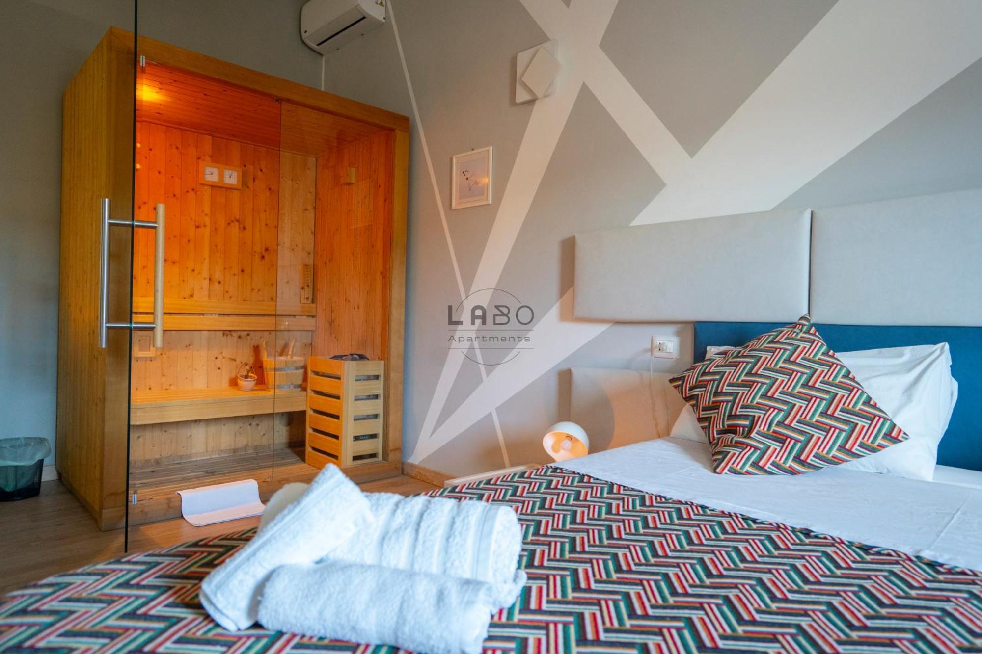 Agape Rooms In 特罗佩阿 外观 照片